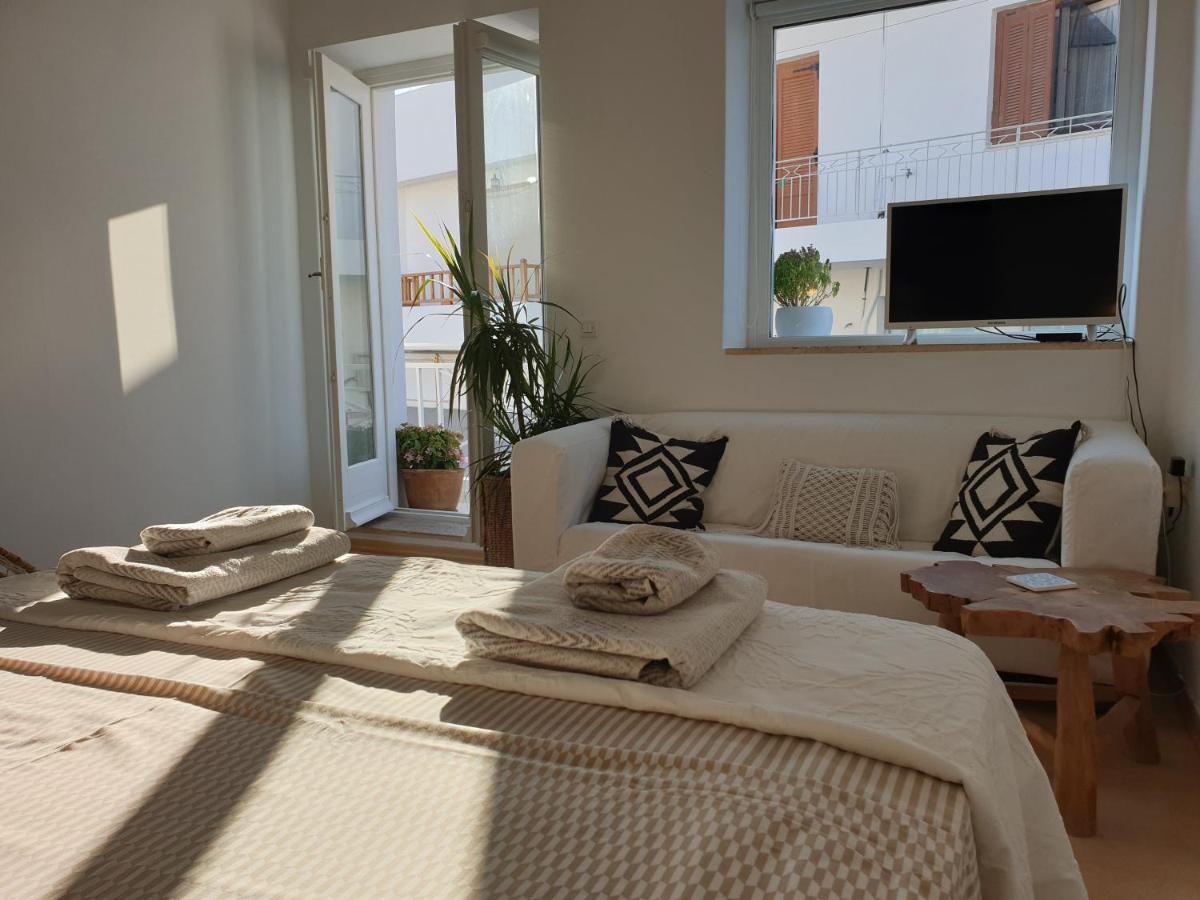 Aretousa Deluxe Downtown Apartment Skala Eksteriør bilde